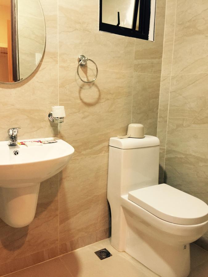 מלון קואזון סיטי Maruyog'S Ridge Convention Center מראה חיצוני תמונה